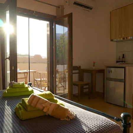 Svala House Appartement Mesokhórion